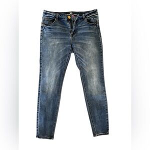 Almost Famous Mid Rise Dark Wash Skinny Jean